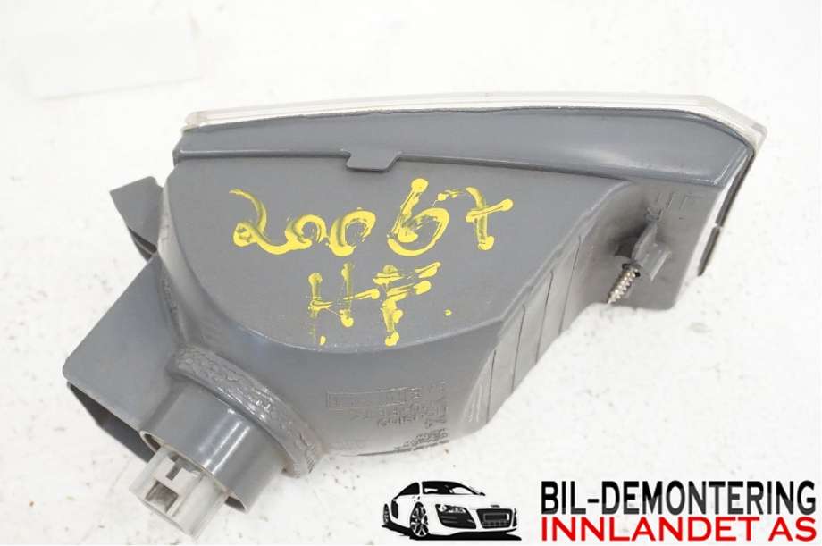 Blinklykt høyre til Toyota RAV4 2000-2006 (Type II)  (TOYOTA|8151142050|)
