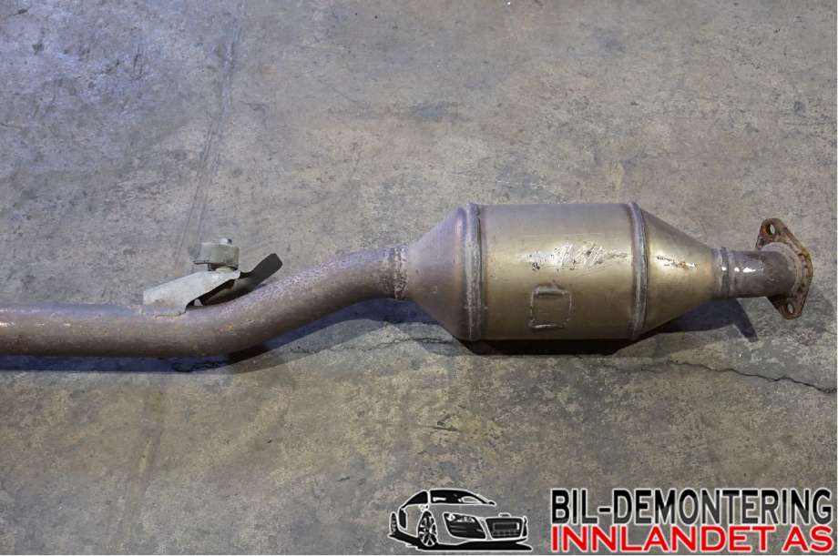 Eksos midtre til Mitsubishi Outlander 2007-2010 (Type II, Fase 1)  (MITSUBISHI|1570A852||1571A109)