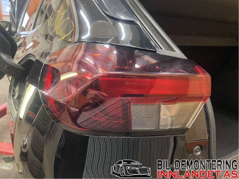 Baklykt venstre til Opel Corsa F, 2019-->>  (OPEL|9829317980)