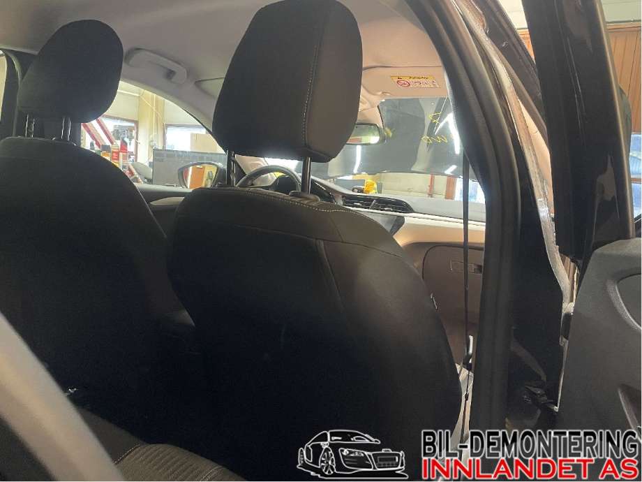Sete foran høyre til Opel Corsa F 2019-->>  (OPEL|)