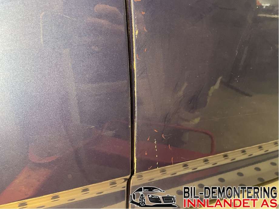 Dør høyre foran til BMW X3 2007-2010 (Fase 2) (E83) (E83) (BMW|41 00 3 451 016|)