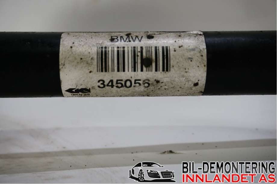 Drivaksel høyre foran til BMW X3 2007-2010 (Fase 2) (E83) (E83) (BMW|31 60 3 450 566|)