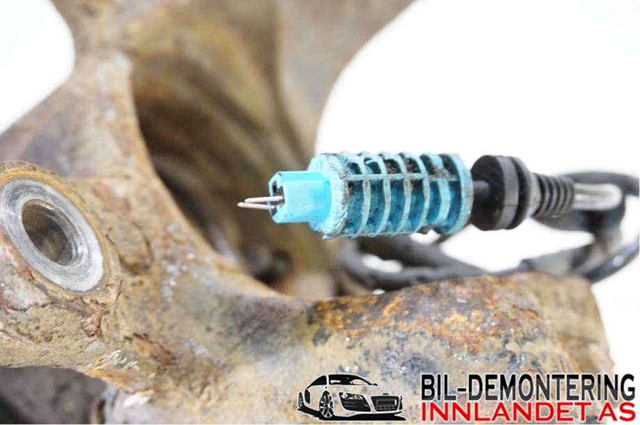 Hjulspindel venstre foran til BMW X3 2007-2010 (Fase 2) (E83) (E83) (BMW|31 21 3 450 557|)