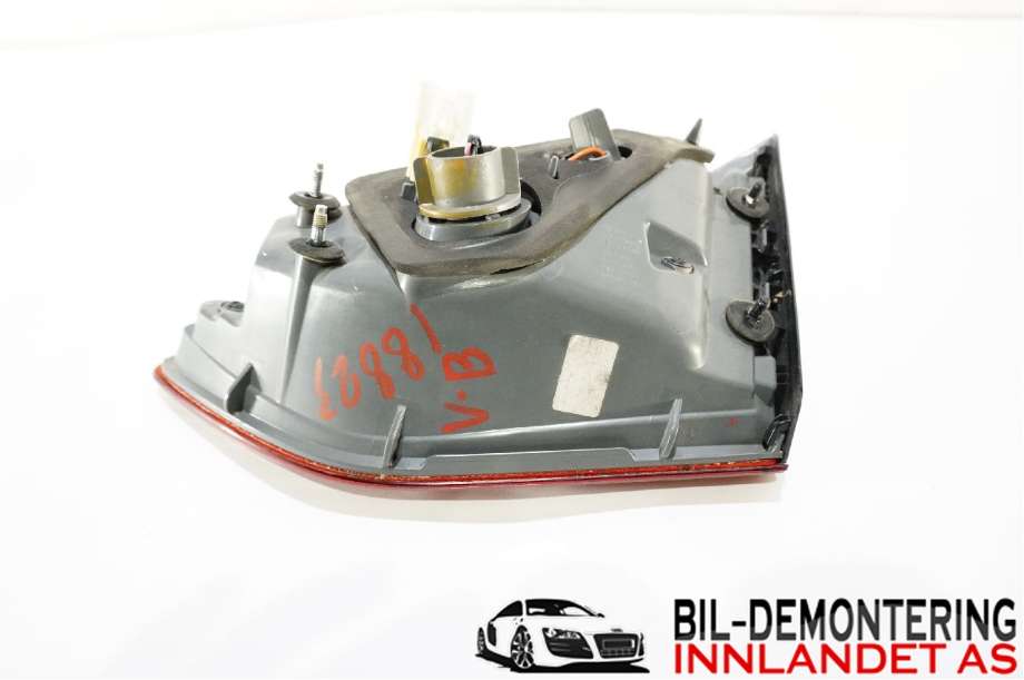 Baklykt venstre indre til Hyundai i30 2012-2017 (Type II) (HYUNDAI|92403A 5010|)