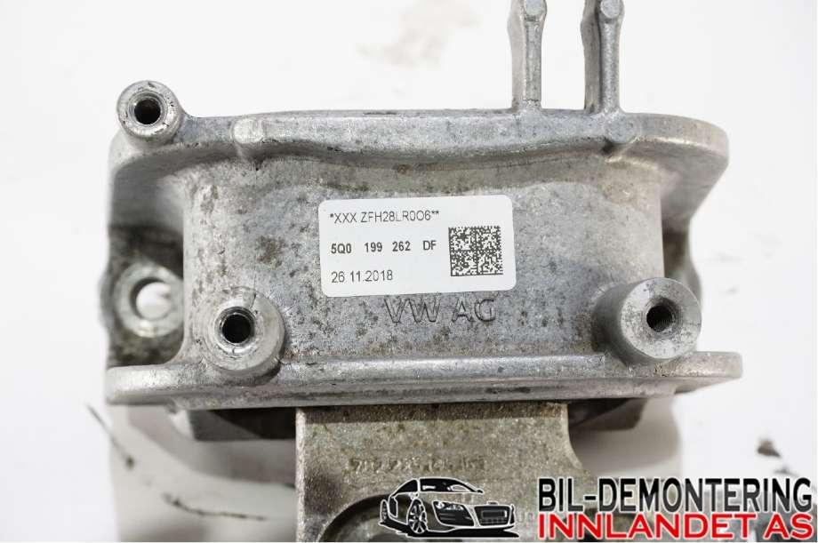 Motorfeste til VW Passat 2015-2019 (Fase 1) (B8) (B8) (VOLKSWAGEN|5Q0 199 262 BJ||5Q0199262DF)