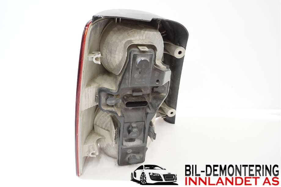 Baklykt høyre til VW Touran 2007-2010 (Type I, Fase 2)  (VOLKSWAGEN|1T0 945 096 N|)