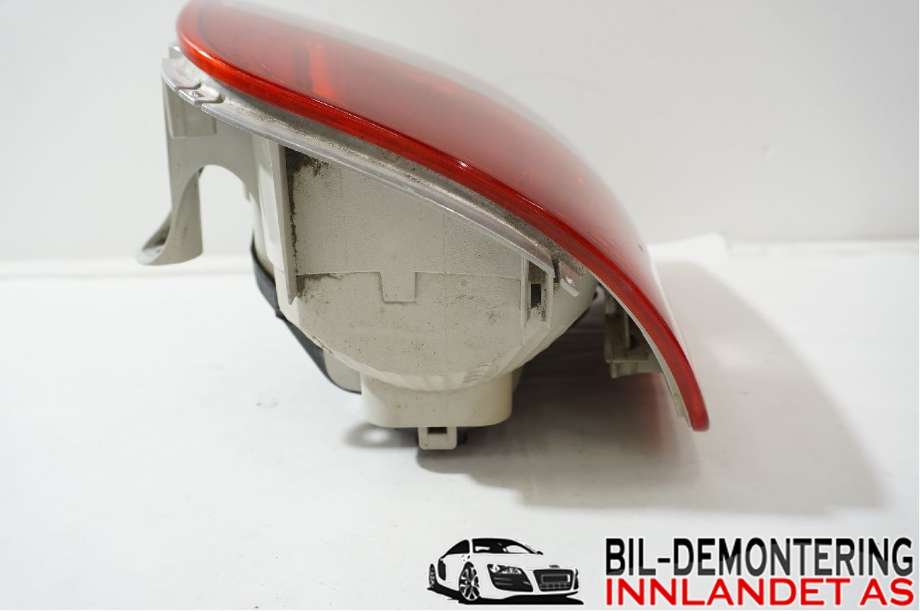 Baklykt venstre til VW Touran 2003-2006 (Type I, Fase 1) (VOLKSWAGEN|1T0 945 095 G|)