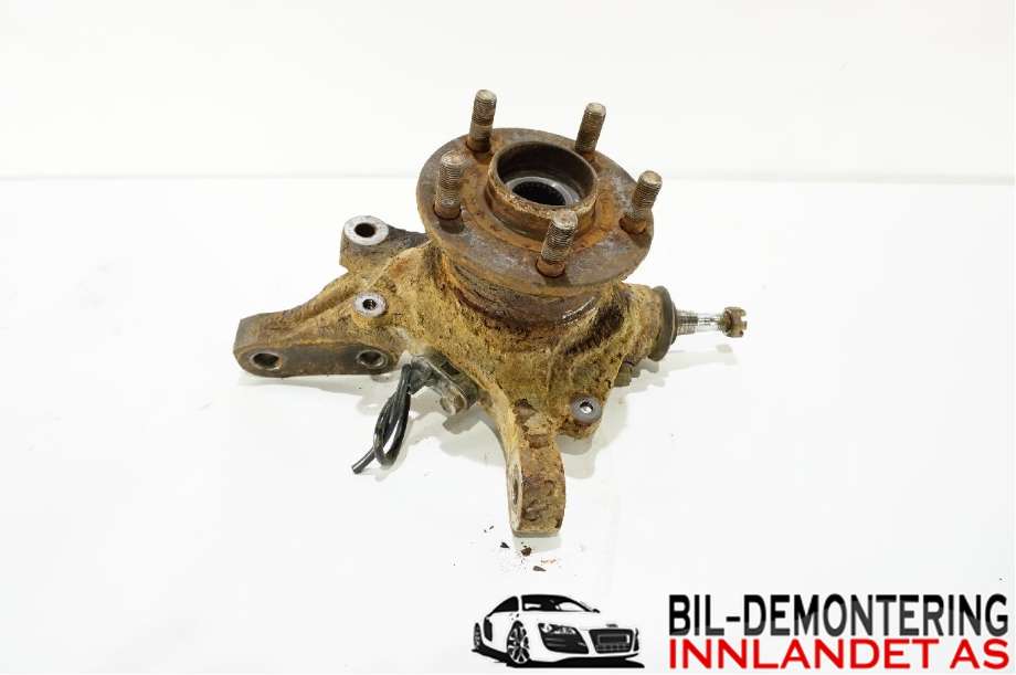 Hjulspindel venstre foran til Subaru Legacy, 1999-2003  (SUBARU|28012AC050)