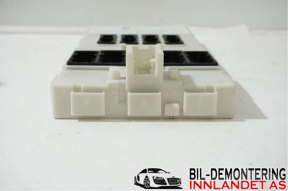 Styreenhet comfort (BCM) til BMW X5 2013-2018 (F15) (F15) (BMW||61 35 5 B5D 695|61359344893-01)