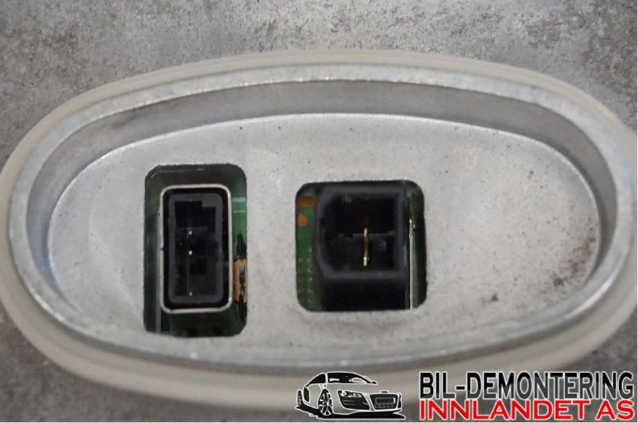 Styreenhet xenon/ballast til Volvo V70 2007-2013 (Type III, Fase 1)  (VOLVO|30744459|)