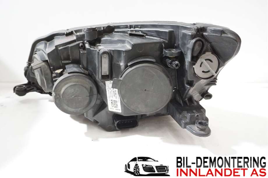 Frontlykt høyre halogen til Škoda Fabia 2014-2021 (Type III)  (SKODA|6V1 941 016 C|)