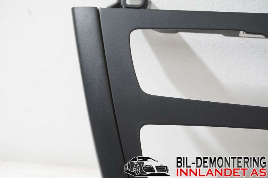 Diverse deler til BMW 3-Serie 2012-2018 (F30/F31/F34) (F30/F31/F34) (BMW|64 11 9 207 195|)