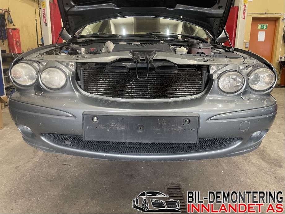 Frontplate til Jaguar X-TYPE, 2001-2010  (JAGUAR|C2S23669)