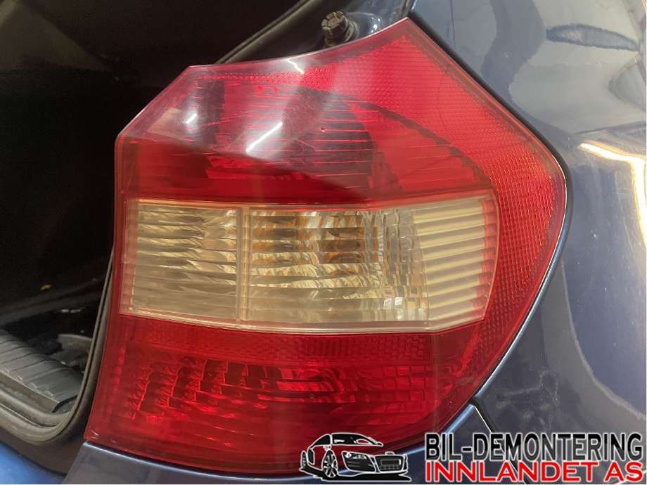 Baklykt høyre til BMW 1-Serie, 2004-2011 (E81/E82/E87/E88) (E81/E82/E87/E88) (BMW|63 21 6 924 502)