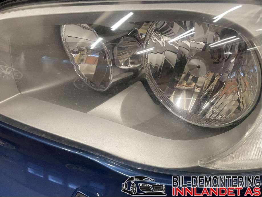Frontlykt venstre halogen til BMW 1-Serie 2004-2011 (E81/E82/E87/E88) (E81/E82/E87/E88) (BMW|63 12 6 924 485|)