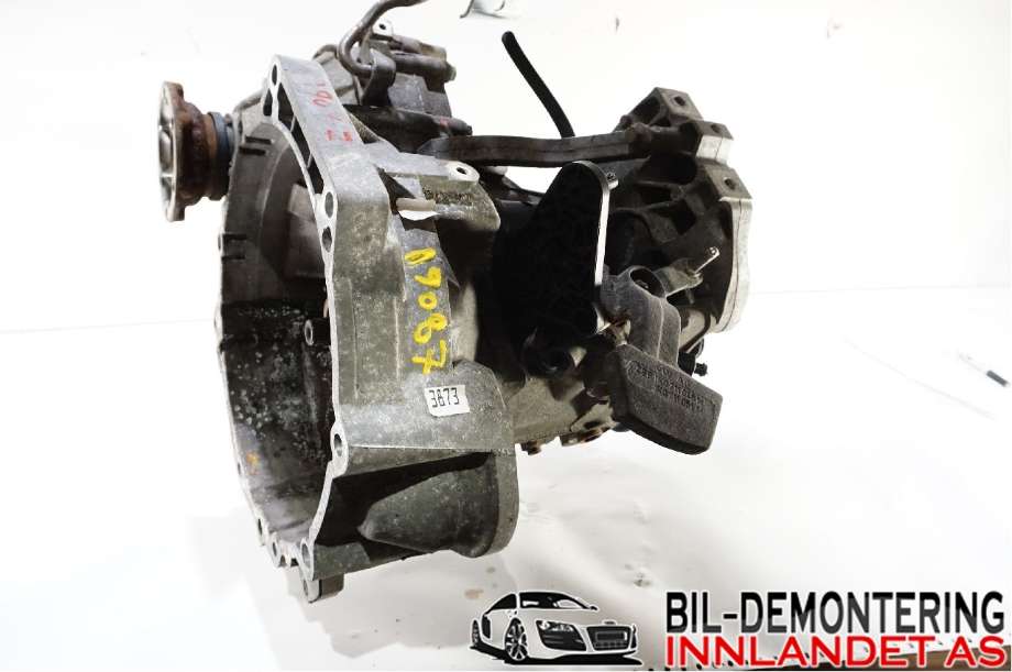 Girkasse manuell til VW Caddy 2015-2020 (Type III, Fase 3)  (VOLKSWAGEN|0A4 300 050 J|0A4 300 052 B|QYF)
