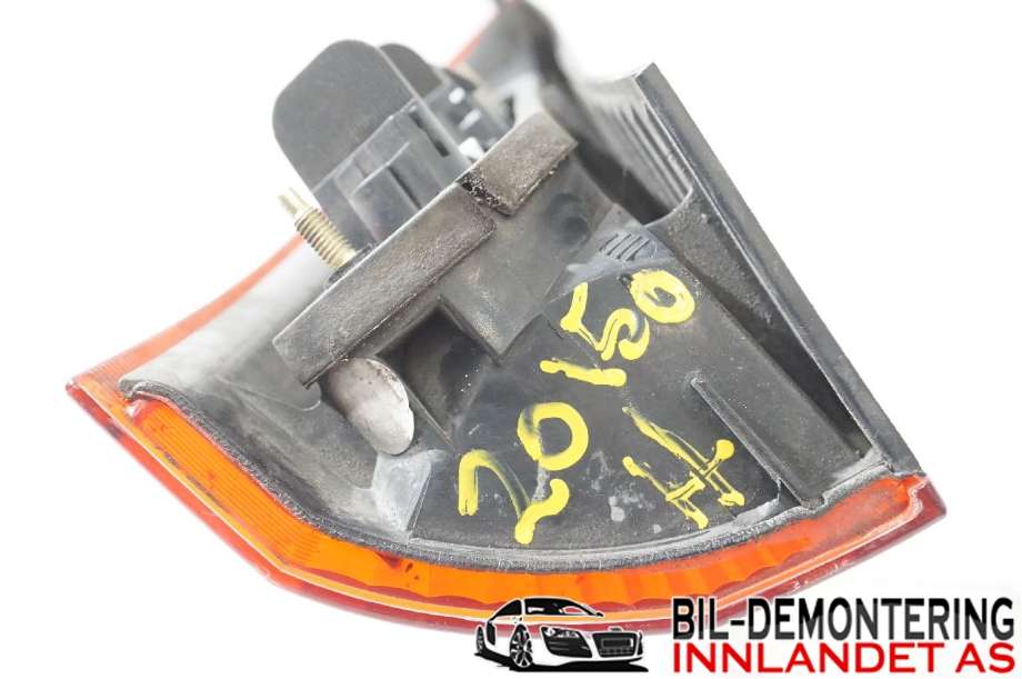 Baklykt høyre indre til Volvo V70 2000-2004 (Type II, Fase 1)  (VOLVO|9483689|)