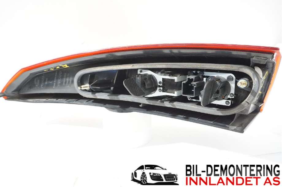 Baklykt venstre indre til Volvo V70 2000-2004 (Type II, Fase 1)  (VOLVO|9483688|)
