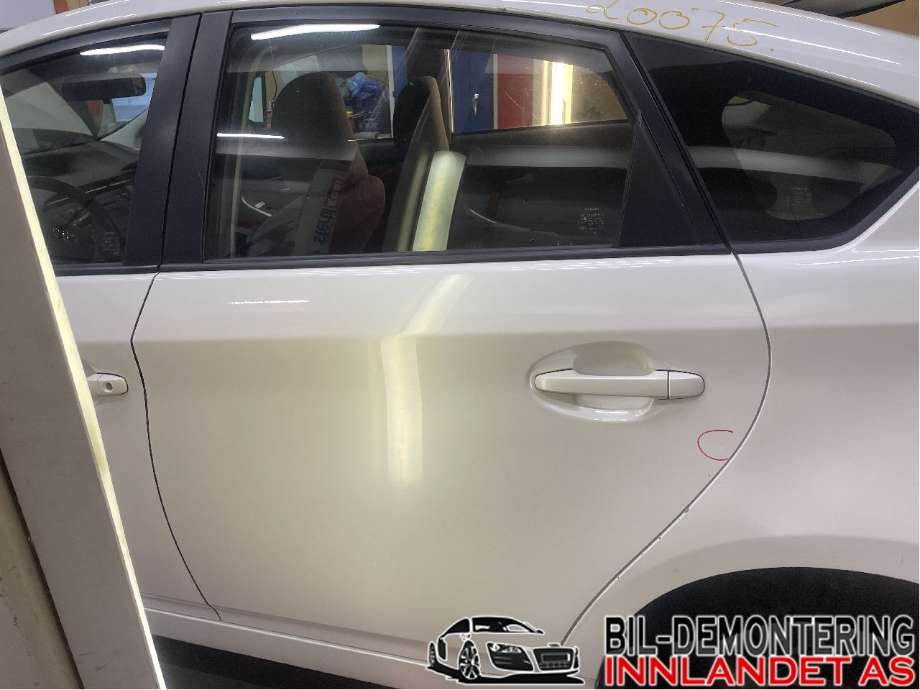 Dør venstre bak til Toyota Prius 2009-2016 (Type III) (COMBI) (COMBI) (TOYOTA|6700447080|)