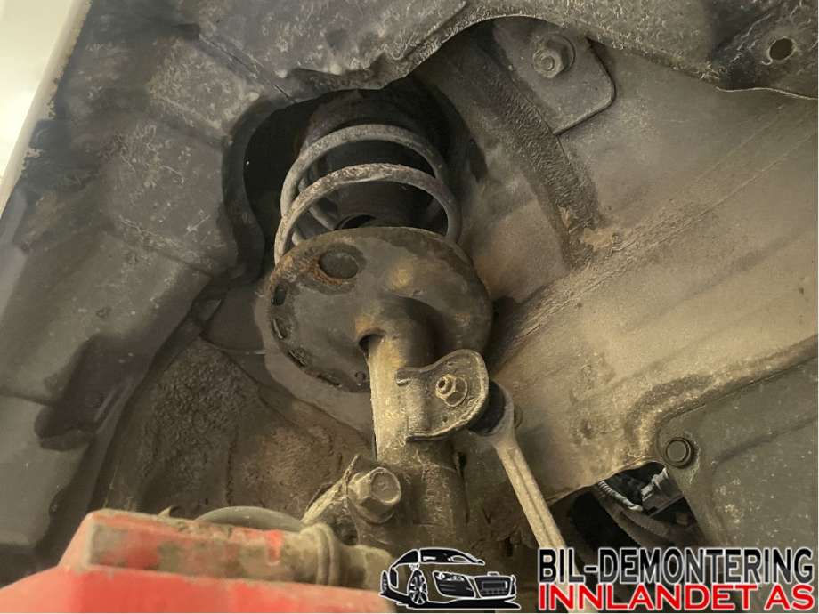 Fjærbein høyre foran til Toyota Prius 2009-2016 (Type III) (COMBI) (COMBI) (TOYOTA|4851080488|4851080542|)