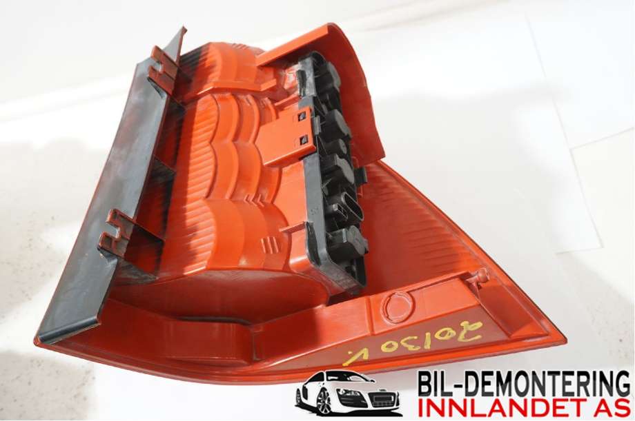 Baklykt venstre til Mercedes ML 1997-2005 (W163) (W163) (MERCEDES|A 163 820 19 64|A 163 820 01 64|)