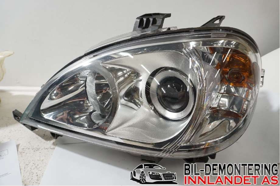 Frontlykt venstre halogen til Mercedes ML, 1997-2005 (W163) (W163) (MERCEDES|A 163 820 37 61)