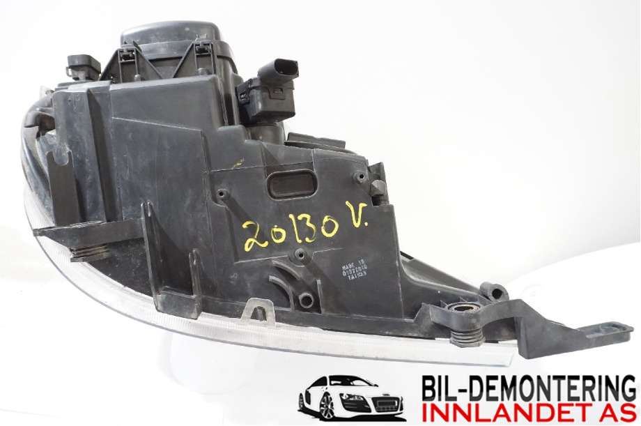 Frontlykt venstre halogen til Mercedes ML 1997-2005 (W163) (W163) (MERCEDES|A 163 820 37 61|A 163 820 45 61|)