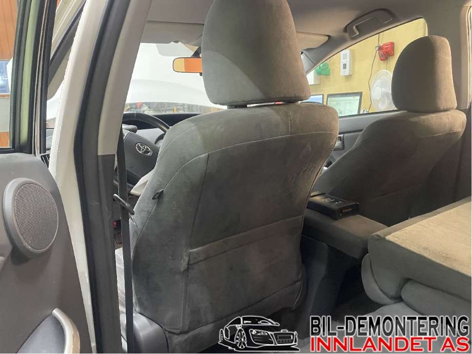 Sete foran venstre til Toyota Prius 2009-2016 (Type III) (COMBI) (COMBI) (TOYOTA|)