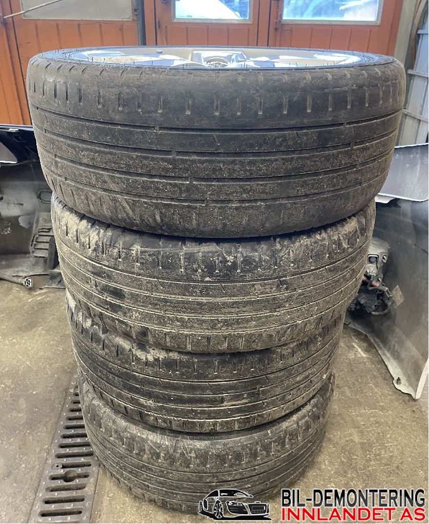 Felgsett aluminium til Toyota Prius 2009-2016 (Type III) (COMBI) (COMBI) (TOYOTA|17X7J|205/55R16|NOKIAN)
