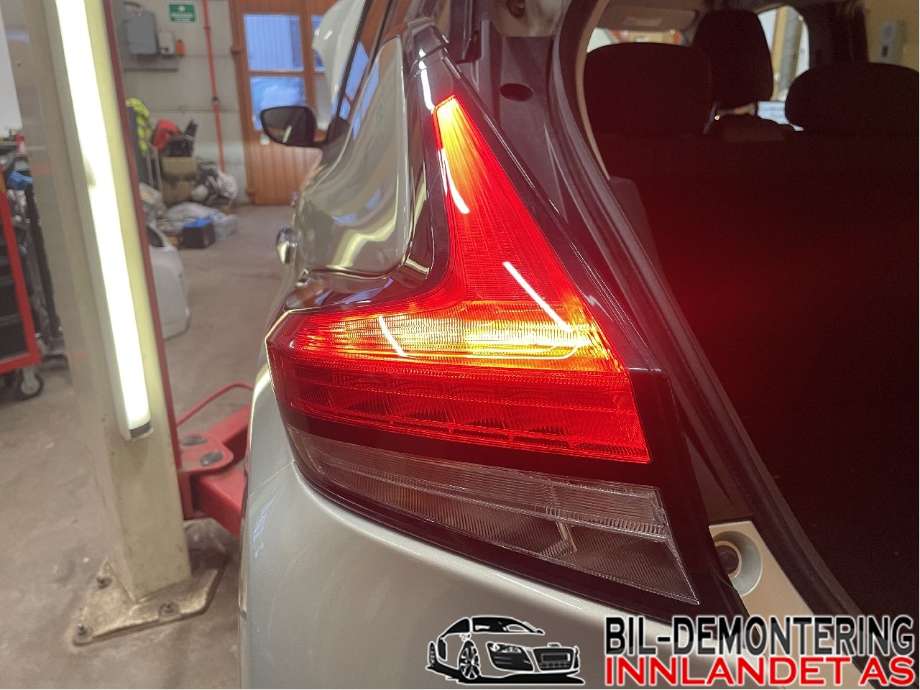 Baklykt venstre til Nissan Leaf 2018-->> (Type II)  (NISSAN|265555SH0A|265555SH1A|)