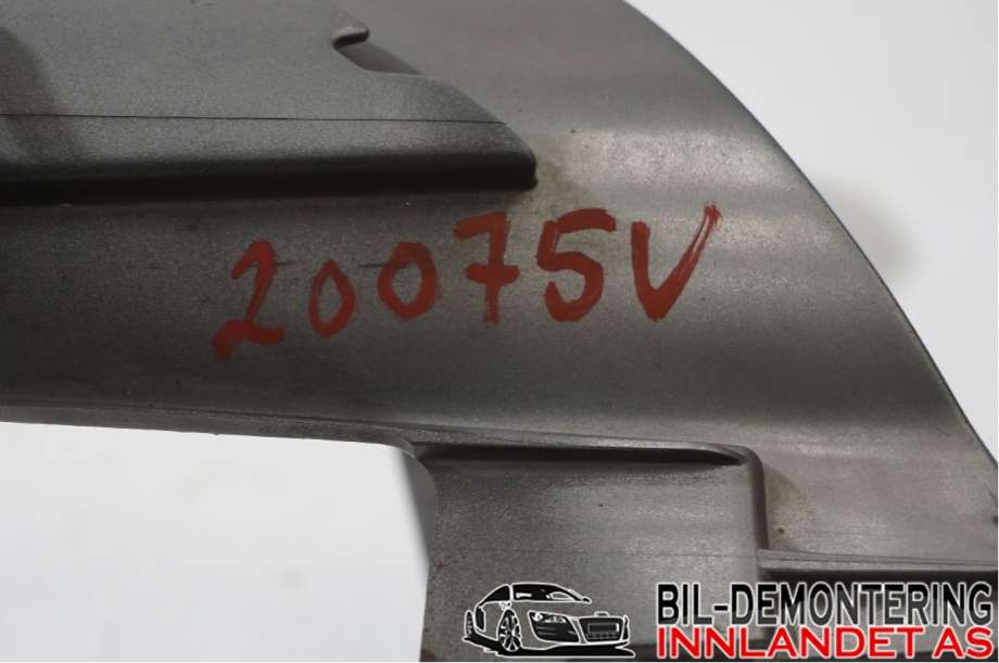 Frontlyktehus til Toyota Prius 2009-2016 (Type III) (COMBI) (COMBI) (TOYOTA|8148247020|)