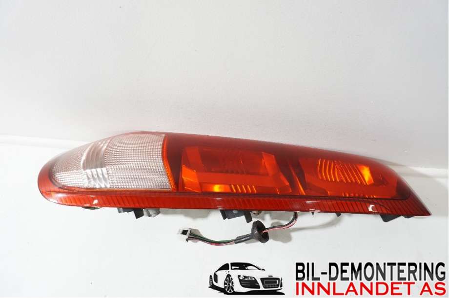 Baklykt høyre til Nissan X-Trail 2002-2007 (T30) (T30) (NISSAN|26550EQ025||B 46 R)