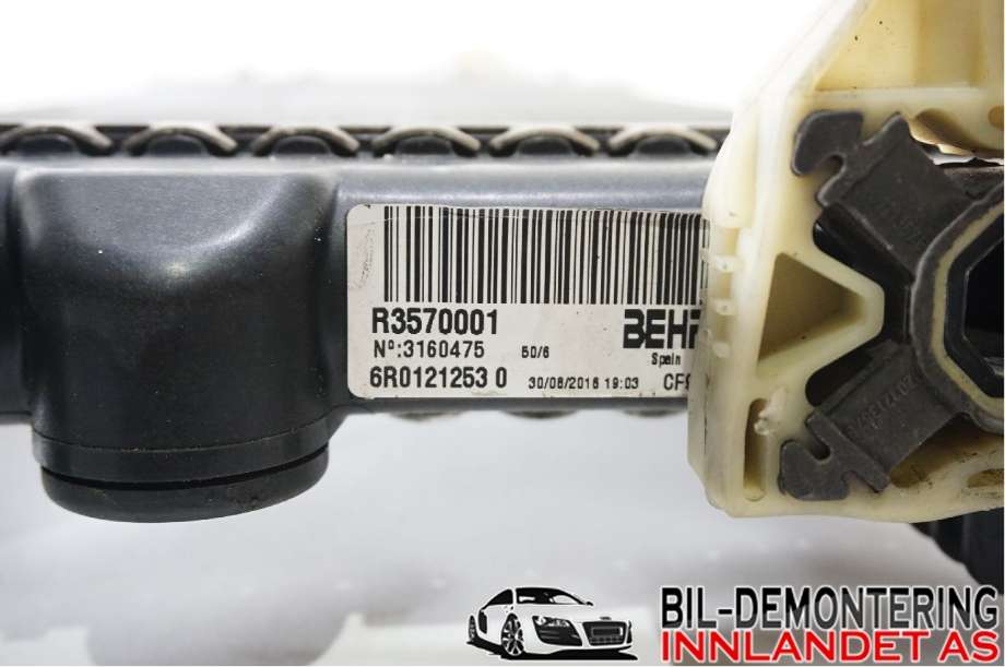 Radiator (manuell gir) til VW Polo 2009-2014 (Type V, Fase 1)  (VOLKSWAGEN|6R0 121 253|)