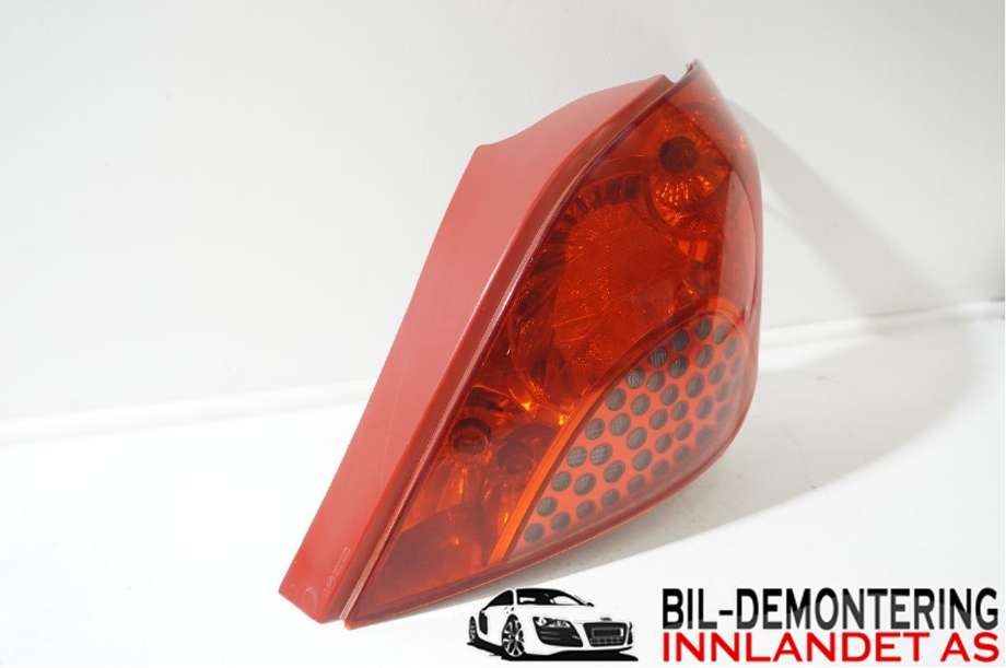 Baklykt høyre til Peugeot 207 2006-2012  (PEUGEOT|6351 Y7|)