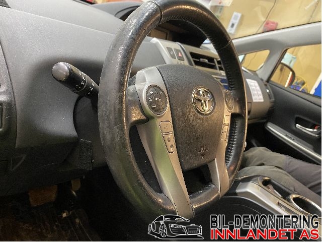 Ratt til Toyota Prius +7 2012-2020 (Type III) (stasjonsvogn) (stasjonsvogn) (TOYOTA|4510047210C0|)