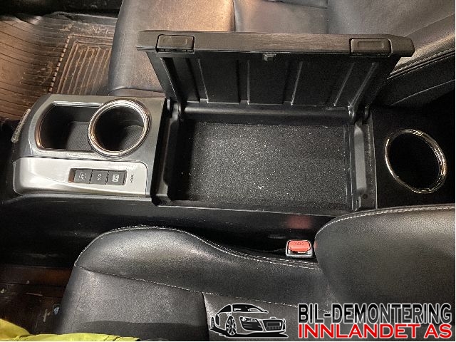 Sete armlene lokk til Toyota Prius +7 2012-2020 (Type III) (stasjonsvogn) (stasjonsvogn) (TOYOTA|5890547230C1|)