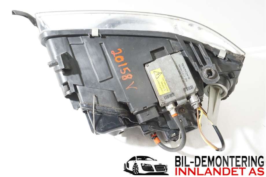Frontlykt venstre halogen til Audi A6 1997-2001 (Type II, Fase 1) (C5) (C5) (AUDI|4B0 941 003 BB||08-441-1134L)