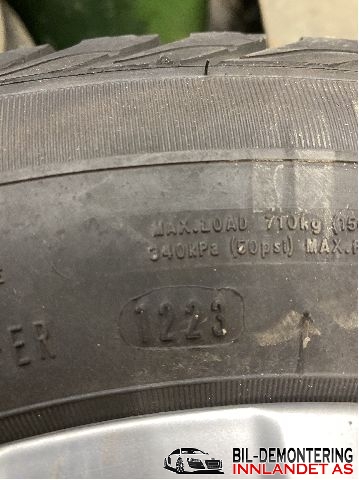 Felgsett aluminium til Toyota Prius +7 2012-2020 (Type III) (stasjonsvogn) (stasjonsvogn) (TOYOTA|6.5JX16 ET 40|205/60R16|)