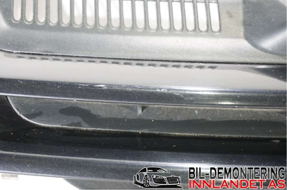 Grill til VW Golf V, Combi 2003-2008  (VOLKSWAGEN|1K0 853 651 A|)