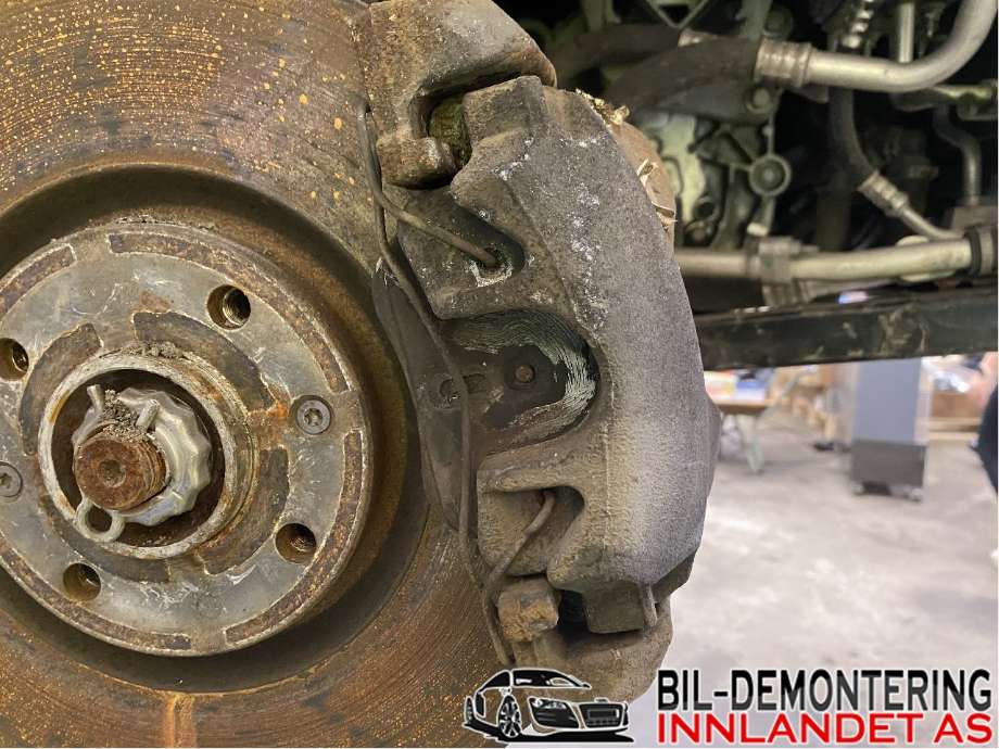Bremsecaliper høyre foran til Peugeot 208, 2019-->> (Type II)  (PEUGEOT|16 480 352 80)