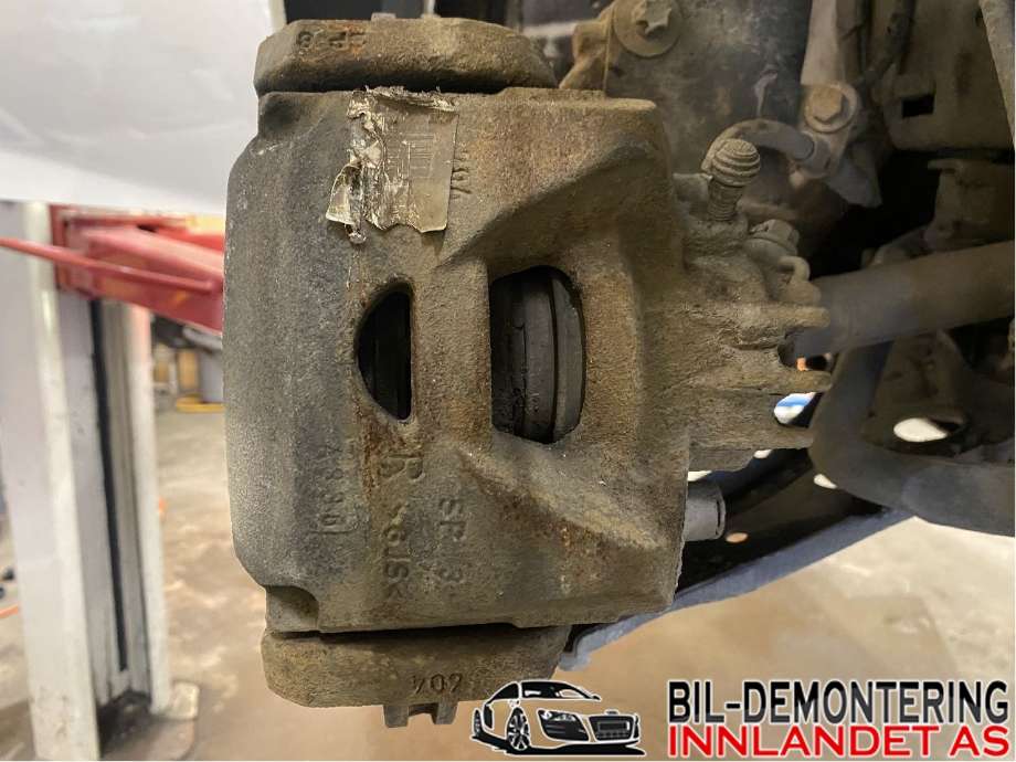 Bremsecaliper høyre foran til Peugeot 208 2019-->> (Type II)  (PEUGEOT|16 480 352 80|)