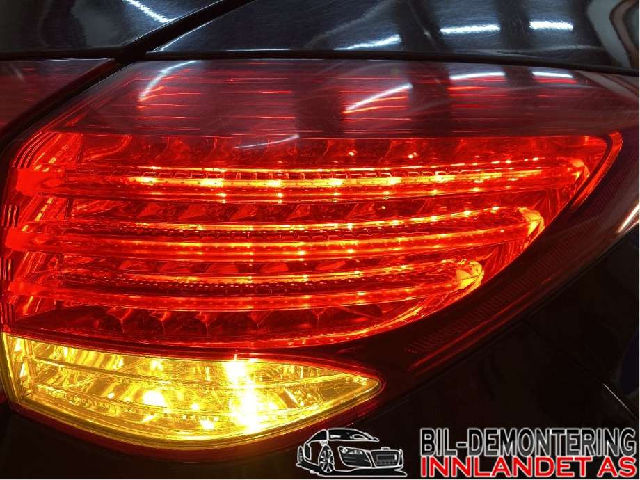 Baklykt høyre til Hyundai i40 2012-2017  (HYUNDAI|92402 3Z000|)