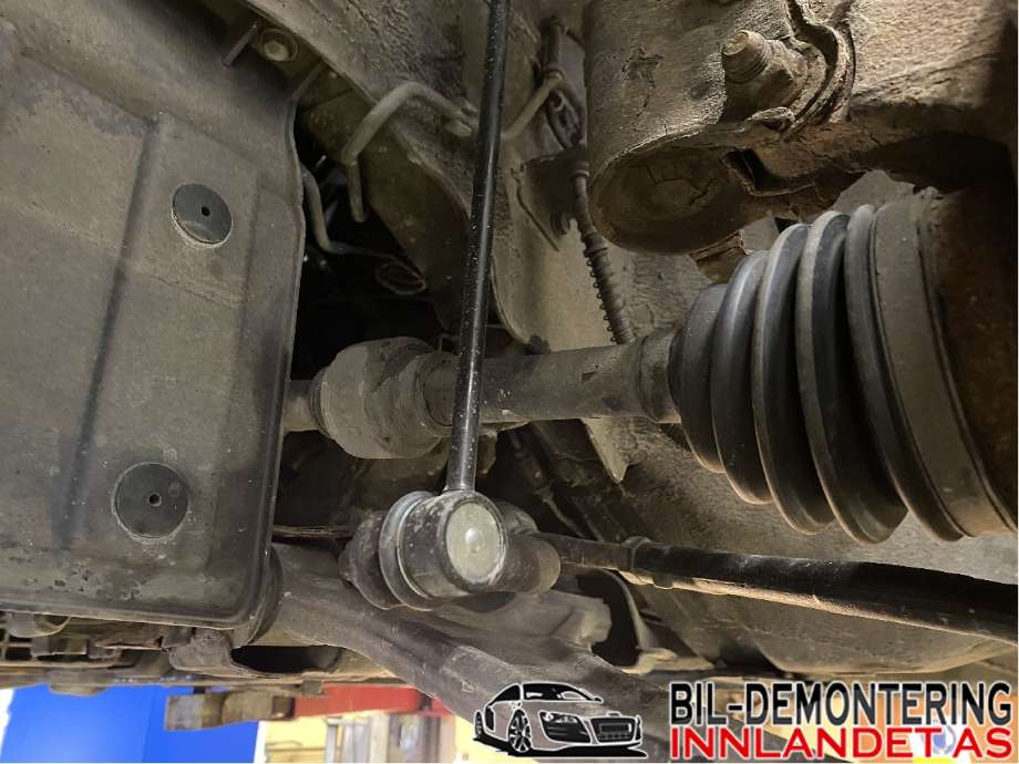 Drivaksel venstre foran til Hyundai i40, 2012-2017  (HYUNDAI|49500 3Z300)