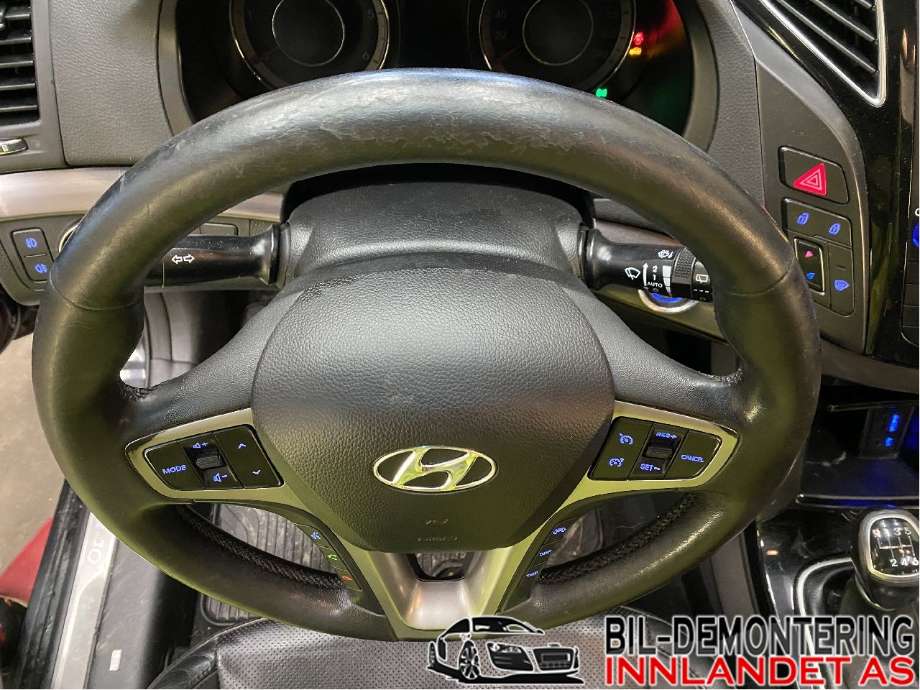 Ratt til Hyundai i40 2012-2017  (HYUNDAI|56100 3Z335RY|)