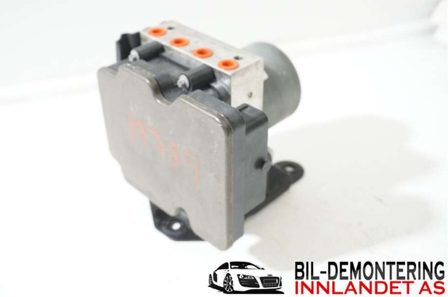 ABS sentral til Mercedes Vito, 2014-->> (W447) (W447) (MERCEDES|A 447 900 76 13)