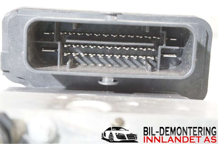 ABS sentral til Mercedes Vito 2014-->> (W447) (W447) (MERCEDES|A 447 900 76 13|)