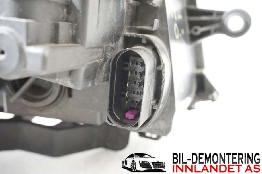 Frontlykt venstre halogen til VW Touran 2007-2010 (Type I, Fase 2)  (VOLKSWAGEN|1T1 941 005 B|)
