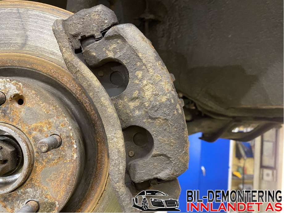 Bremsecaliper venstre foran til Hyundai Santa Fe, 2006-2009 (Type II, Fase 1)  (HYUNDAI|58110 2B700)