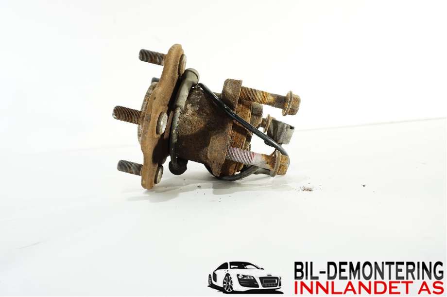 Hjulspindel venstre bak til Nissan Leaf 2011-2017 (Type I)  (NISSAN|43202BA60A|)