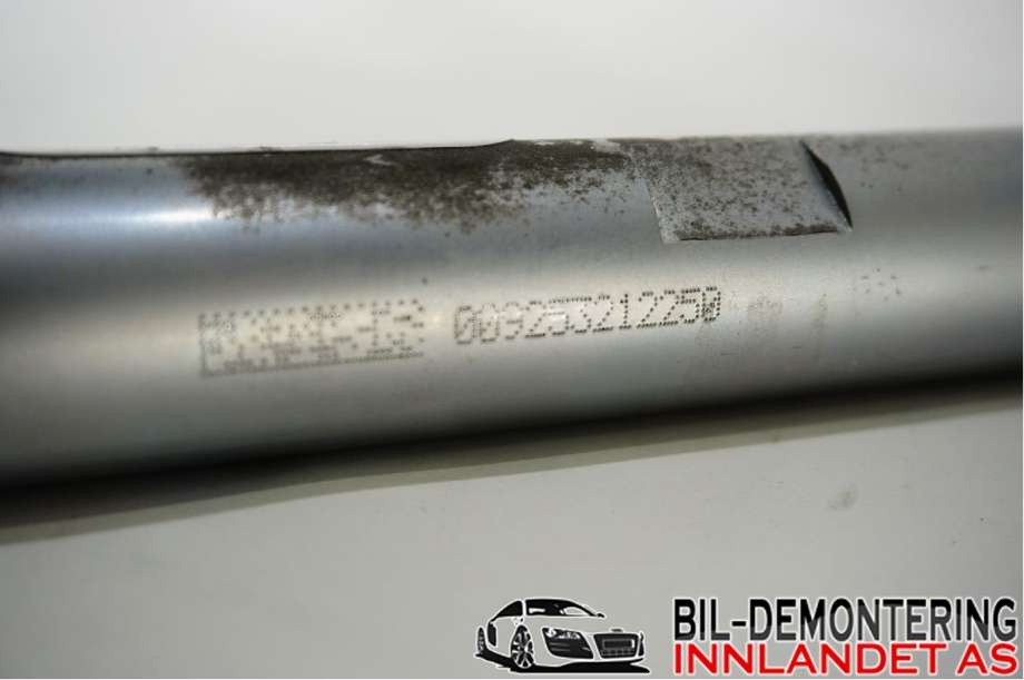 Dyseskinne (fuelrail) til BMW 3-Serie 2012-2018 (F30/F31/F34) (F30/F31/F34) (BMW|13 53 7 800 601|)